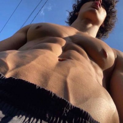 lllliii1997's profile picture. 