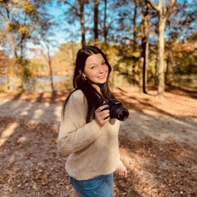 JessicaCol92569's profile picture. 