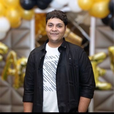 vatsalsheth15's profile picture. Peace✌️