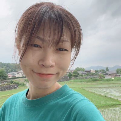 【どん底から人生巻き返し🔥】事実婚から8ヶ月で別れる→今は11歳の息子と暮らすシンママ。高校の時に突然の難病、闘病の末、脾臓摘出🏥 今はリハビリ型のデイサービスで働きながら、日々を楽しみながら息子と一緒に楽しみながら暮らしている😊