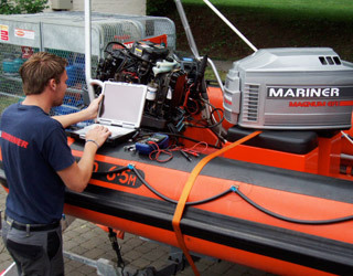 Outboard Sales and Servicing. Servicing all outboard engines. Mariner dealer, Yamaha approved service centre. info@marineservicing.co.uk