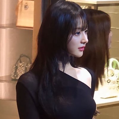 pearwahskt's profile picture. You’re the reason behind my smile jaehyun💜