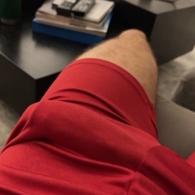 broteinplug's profile picture. Just a grown up bro who likes making other bros cum with out using their hands.