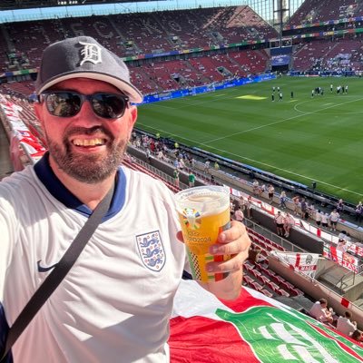 Head of Communications @CWUNews | Lifelong Plymouth Argyle supporter
