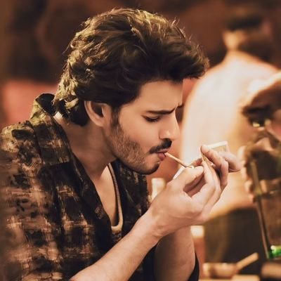 cult fan of Superstar Mahesh Anna 🤩❤️and Thalapathy Vijay Anna 🤩❤️
