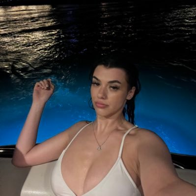 pau1inax's profile picture. 