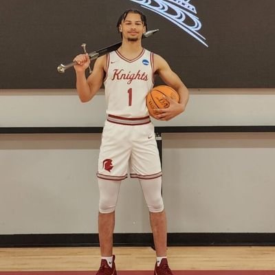 Rob_Tay16's profile picture. Southern Virginia University Knights 
⚔️🛡⚔️
North Point High 
2024 6'3 GPA 3.0