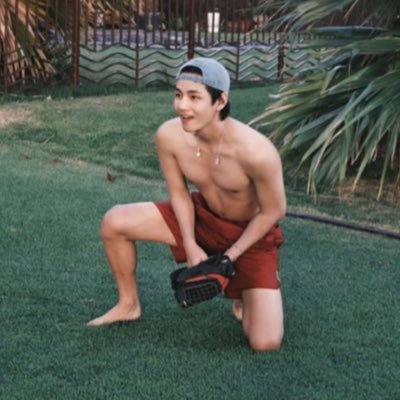 CRAV1NGS's profile picture. When you are not fed love on a silver spoon you learn to lick it off sharp knives. Shitpost, concept writer, nsfw, not rp.