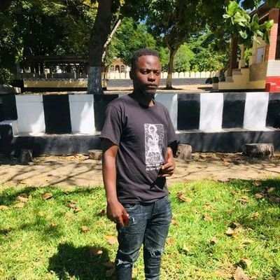 😷🩺💊 / football player⚽ / Barcelona and Silver Strikers fan💯%