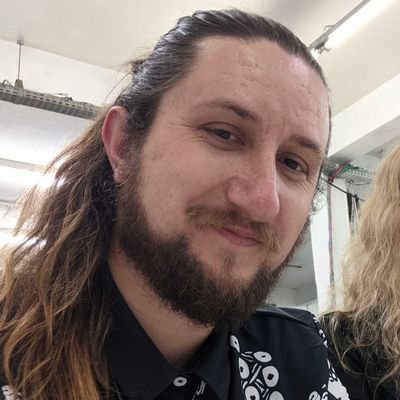 Criador de mundos escrevendo umas histórias (e falando umas bobagens)