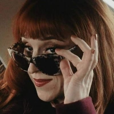 La vie sans musique est une erreur. 🥀
pt-BR 🇧🇷 | en-US 🇺🇲 | en-UK 🇬🇧
✨ 安らきの死 🔥 29yo.