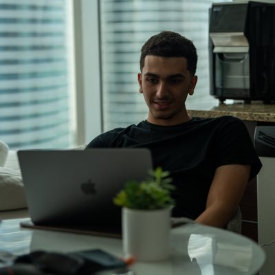 noorzitawi2's profile picture. rich