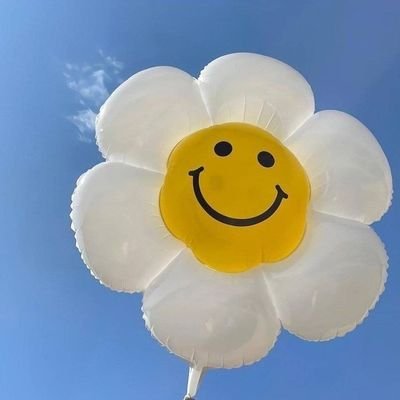 tomine_zra's profile picture. mango