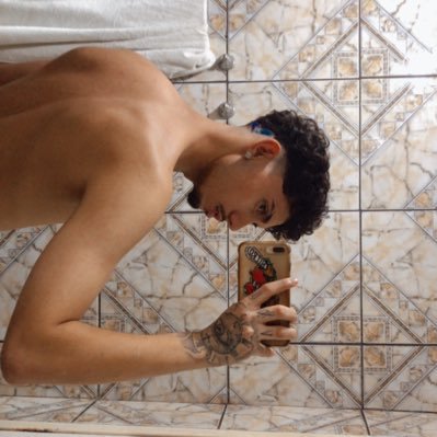 apenas por diversão 😋 já que tá aqui me segue 😏 ig: @mxrtini67