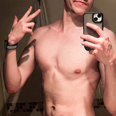 Muzankof's profile picture. Cuenta secundaria. 💪🏻Espero la pasen bien en mi perfil. Me conoces? Shhh.