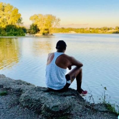 Elite distance runner • Ohio •There's only one rule for success- keep showing up. • 👻- Jordanrunss 🛑MudMade🛑