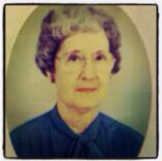 Lenore_Snell's profile picture. 