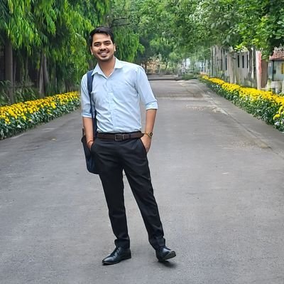 HarshitMaurya_'s profile picture. Software Engineer @ExtraMarks | LeetCode(1817) Top 6℅ | Springboot | Backend Developer | Final Year Undergraduate , Galgotias University