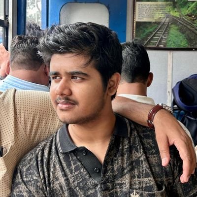 div_pathak129's profile picture. Currently Making Notch, Rawrr