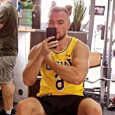 TigerScoty's profile picture. Kazdy zna, nie kazdy lubi.
Instagram: https://t.co/VzBJpnByhd