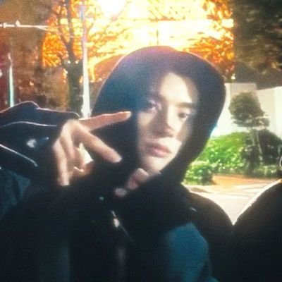 ꨄ • 𝄞 𝘮𝘰𝘰𝘯𝘴𝘵𝘳𝘶𝘤𝘬 ·˚ ༘₊· ͟͟͞͞꒰➳ ✾ 𝟏𝟏:𝟏𝟏✾ 𝘴𝘩𝘦 / 𝘩𝘦𝘳 / 19 new to enhypen