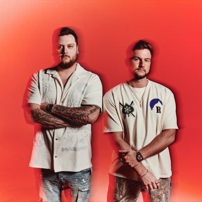 Alden 🇬🇧 & Jesse 🇨🇦
Mgmt: max@kesstalentmgmt.com
Electric Rodeo Tour 🤠
Music & Tour Dates 👇