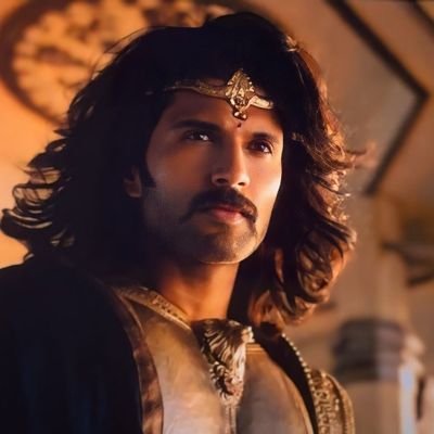 DEVOTEVDK's profile picture. CULT FAN OF @TheDeverakonda|| FAV ARJUN REDDY ❣️❣️||