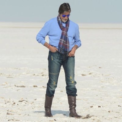 Monteregian's profile picture. History, Cinema, Food and everything else. RT's are not endorsements!