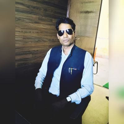 जुल्म साए में बोलेगा कौन.......
अगर वकील चुप रहा तो मुँह खोलेगा कौन......
