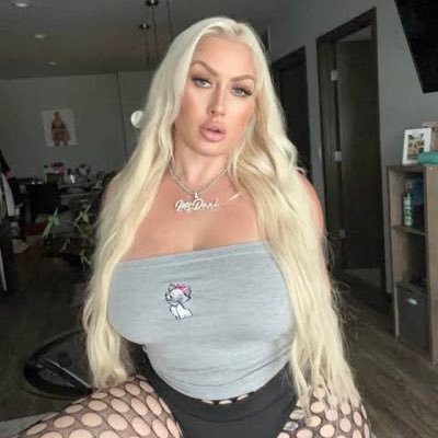 Ashless296143's profile picture. 