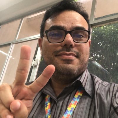 Dragão de 1976, paraense, nerd, RPGista, fã de animes, dorameiro, rockeiro e transporteiro.