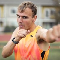 Eric Holt (@e_holt_the_bolt) 's Twitter Profile
