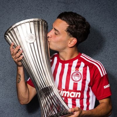 Hezzekikos's profile picture. 