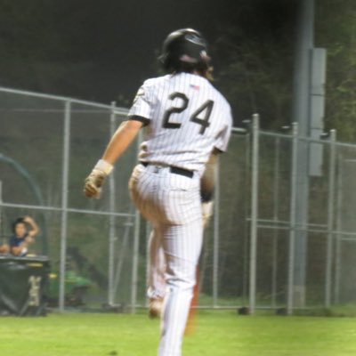Varsity Baseball - Nederland High School/4.0 GPA/Class of 2026/Utility player/RHP/Uncommitted/5’11/190lbs. bryceray34@aol.com 📞 225-678-1576