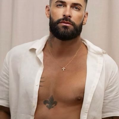 Nascido em Goiânia
🎓Ed Física
Acompanhante de luxo 🔞
Leonino🐱 35 anos
♥️🔑