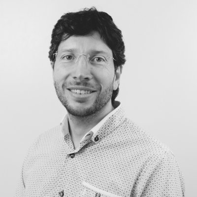 PhD Arquitecto, Licenciado en Bellas #Artes y Máster en Análisis, Tª e Hª de la #Arquitectura. Profesor de la #EscueladeArquitectura de la @UECanarias