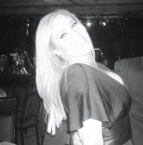 JossieRosario's profile picture. 