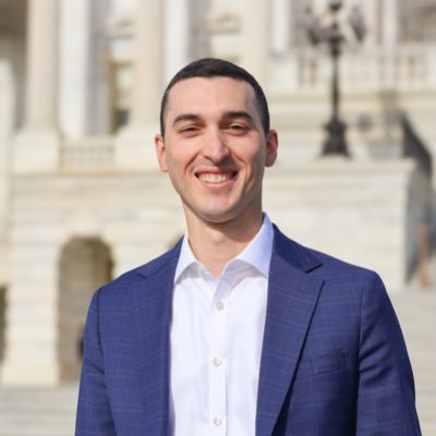 Chief of Staff for @RepTomBarrett. Formerly @cathymcmorris and @RepBrianMast. Passionate commentary on the New York @Yankees (and other opinions) are my own.