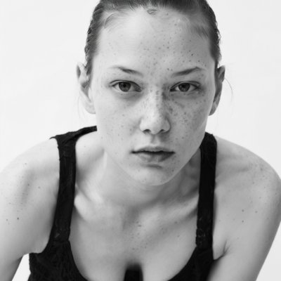 ___rafrafraf___'s profile picture. photographer | ai | fashion | art