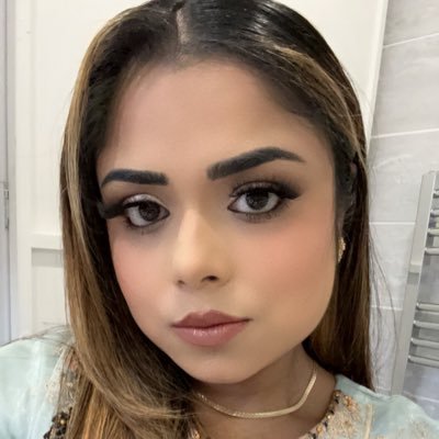 PatternsOfGold's profile picture. 