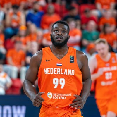 Professional basketball player 📍🇫🇷 insta: nathan.kuta