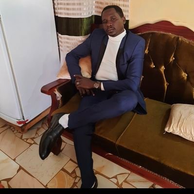 سوداني وناشط سياسي مستغل✌️🇸🇩