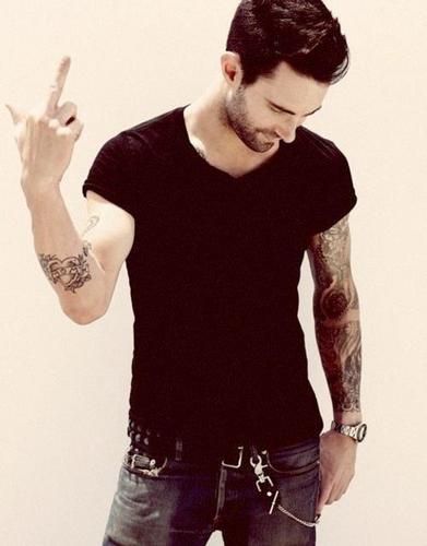 Hey! This is @LoveJustForAdam another acc. Follow me please #Maroooner ! I Love AdamLevine and i'm a marooner :P