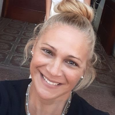 Ivamir2's profile picture. —Dios está —sin mortaja— en donde un hombre trabaja y un corazón le responde