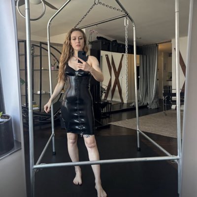 goddeslillyb's profile picture. I’m strictly and cruel mistress seeking for a loyal and serious sub slut slave to owned and used for a long term domination