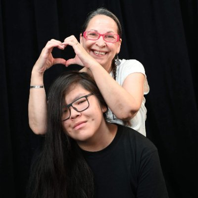 Juliapower10's profile picture. Your Mom! 
Lover of ALL people! 
Hate back doesnt = Love or Peace. Love our enemys! Love IS the way forward!
Always wear clean underwear☺