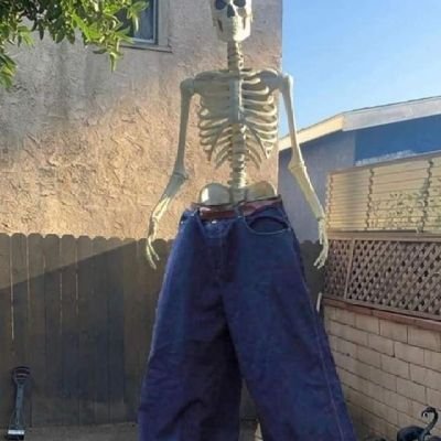 SantiC1235's profile picture. 