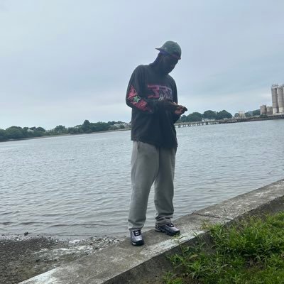 pic274's profile picture. Boston College 2016 - 02126/Haitian till forever. #teamTruthtelling (#townie)) bearing witness.#existentialist