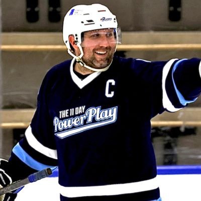 Husband & Girl Dad. @11DayPowerPlay 2021 #Frozen40 Guinness World Record Team @BuffaloSabres 2015-16 #7thMan @QCSquirrels OG