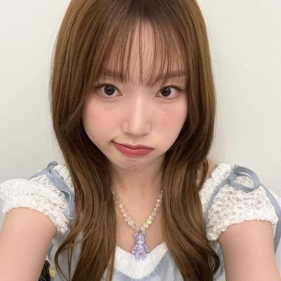 xizyy_0's profile picture. Hi I love art and want to be an artist,  Beginners 😅